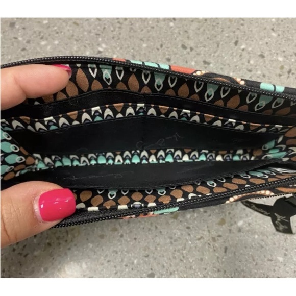 VERA BRADLEY Paisley Floral Embroidered Boho Black Wallet Wrist Strap Clutch - Picture 8 of 13